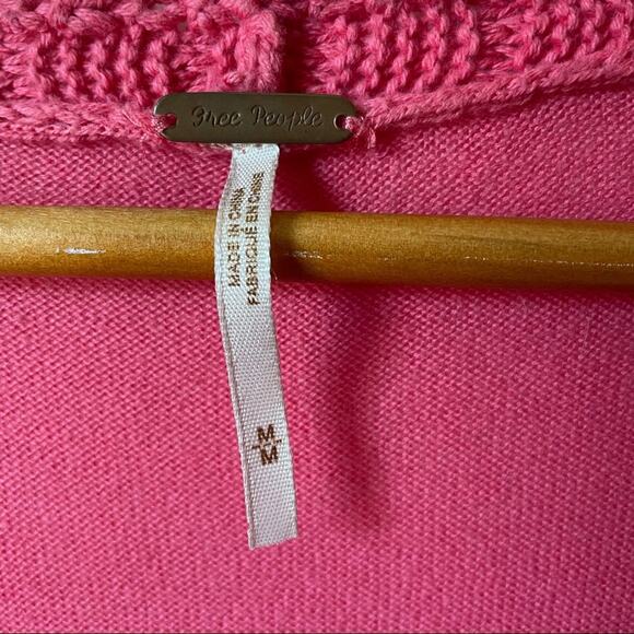 Free People Pink Cardigan Sweater Size Medium - Picture 3 of 11